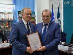 Ректор ДонГМУ  удостоен награды  Российской Академии Наук